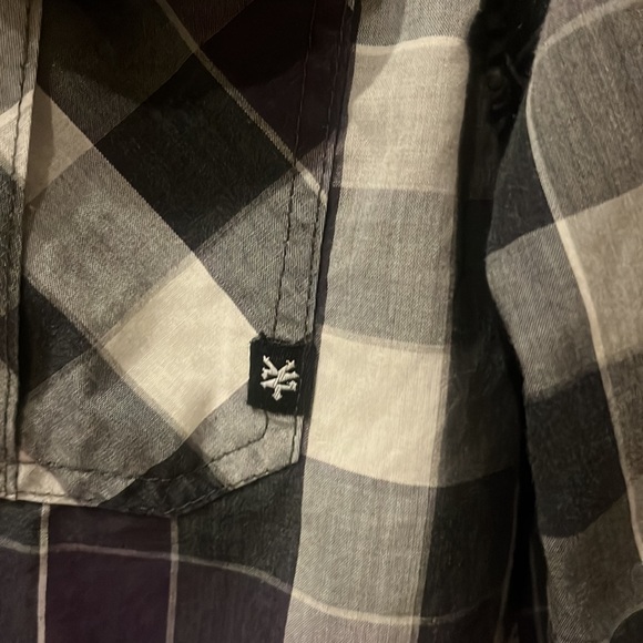Zoo York button down - Picture 3 of 4